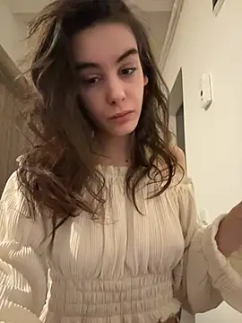 Snapshot of Mazzekyn chatting on 02.24.25 Mazzekyn online show from 02.24.25