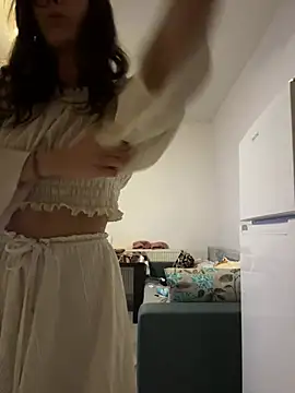 Snapshot of Mazzekyn chatting on 02.25.25 Mazzekyn online show from 02.25.25