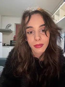 Snapshot of Mazzekyn chatting on 03.05.25 Mazzekyn online show from 03.05.25