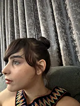 Snapshot of Mazzekyn chatting on 09.13.25 Mazzekyn online show from 09.13.25