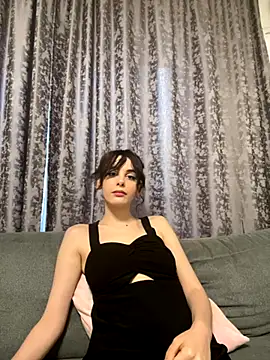 Snapshot of Mazzekyn chatting on 09.14.25 Mazzekyn online show from 09.14.25