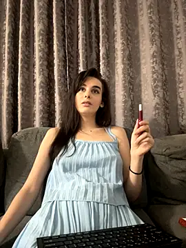 Snapshot of Mazzekyn chatting on 09.20.25 Mazzekyn online show from 09.20.25