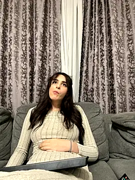 Snapshot of Mazzekyn chatting on 09.26.25 Mazzekyn online show from 09.26.25