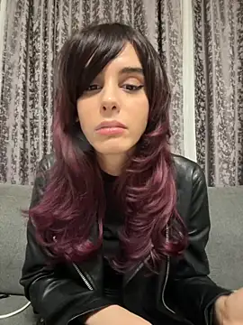 Snapshot of Mazzekyn chatting on 10.08.25 Mazzekyn online show from 10.08.25