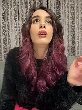 Snapshot of Mazzekyn chatting on 10.31.25 Mazzekyn online show from 10.31.25