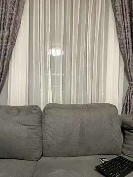 Snapshot of Mazzekyn chatting on 12.14.25 Mazzekyn online show from 12.14.25