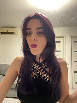 Snapshot of Mazzekyn chatting on 12.15.25 Mazzekyn online show from 12.15.25