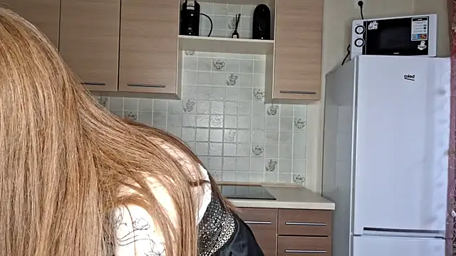 Snapshot of Adele_kawaii chatting on 03.19.25 Adele kawaii online show from 03.19.25