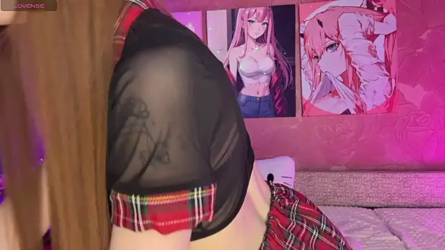 Snapshot of Adele_kawaii chatting on 11.30.25 Adele kawaii online show from 11.30.25