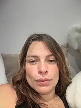 gynna kimera online show from 10.23.25