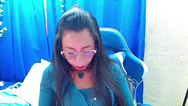 Snapshot of Gia_leinn chatting on 04.24.26 Gia leinn online show from 04.24.26