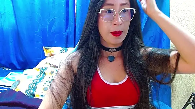 Snapshot of Gia_leinn chatting on 05.15.26 Gia leinn online show from 05.15.26