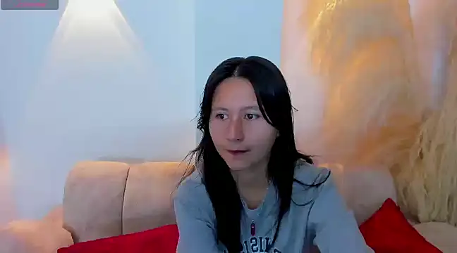 Snapshot of xoxo_kiitty chatting on 03.11.25 xoxo kiitty online show from 03.11.25