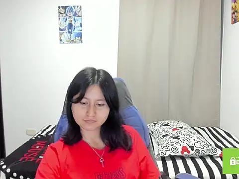 Snapshot of xoxo_kiitty chatting on 10.17.25 xoxo kiitty online show from 10.17.25