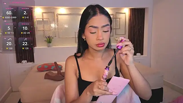 ChloeMoon9 online show from 10.10.25