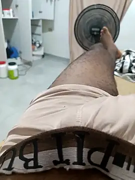 Snapshot of douglassilvadls chatting on 02.21.25 douglassilvadls online show from 02.21.25