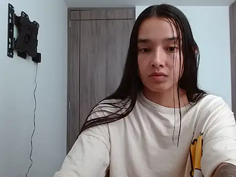  luna 777 online show from 04.27.26