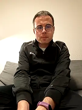 Simonudist online show from 02.05.26