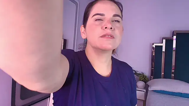 laura hotties online show from 05.31.26