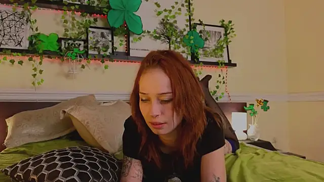 AliceTempt online show from 03.17.25