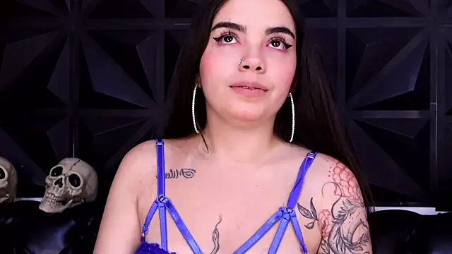 DaphneGlas online show from 10.21.25