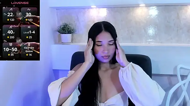 kylieWest7 online show from 02.24.25