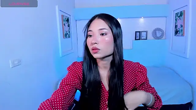 kylieWest7 online show from 03.16.25