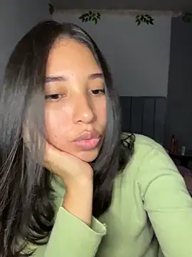 kylieWest7 online show from 02.25.26