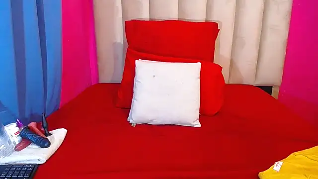 SEXYASSTINAXXX online show from 11.29.25