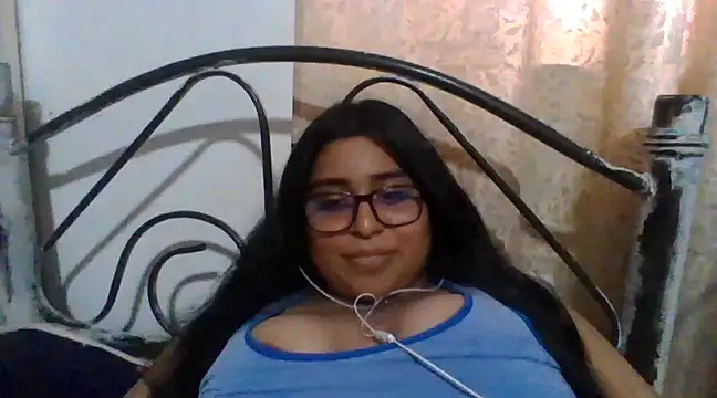 Snapshot of virginbrunette99 chatting on 02.24.25 virginbrunette99 online show from 02.24.25