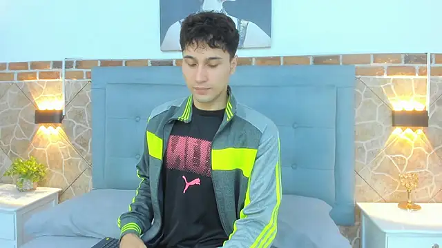 Snapshot of buddy_whitte chatting on 03.09.25 buddy whitte online show from 03.09.25