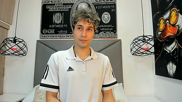 Snapshot of buddy_whitte chatting on 11.05.25 buddy whitte online show from 11.05.25