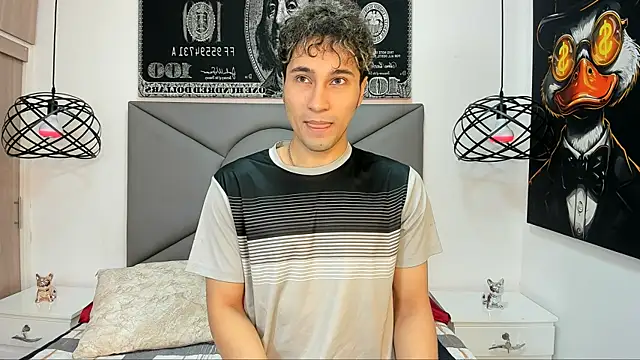 Snapshot of buddy_whitte chatting on 12.15.25 buddy whitte online show from 12.15.25