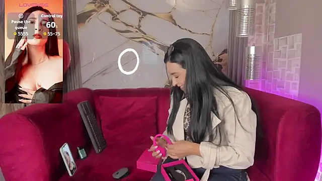 Bella williamss  online show from 11.29.25