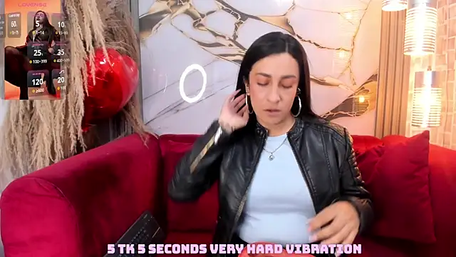 Bella williamss  online show from 12.20.25