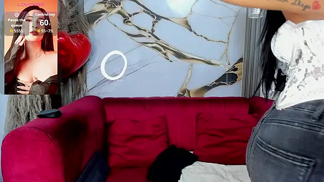 Bella williamss  online show from 04.07.26