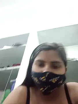 Snapshot of heena-3678 chatting on 03.12.25 heena-3678 online show from 03.12.25