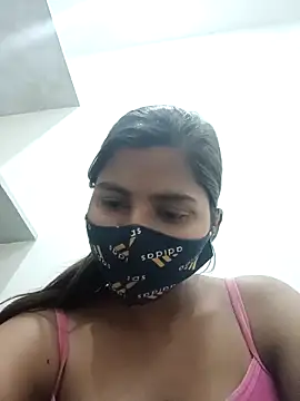 Snapshot of heena-3678 chatting on 03.16.25 heena-3678 online show from 03.16.25