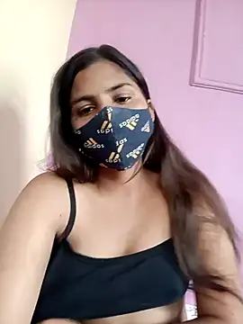 Snapshot of heena-3678 chatting on 10.05.25 heena-3678 online show from 10.05.25