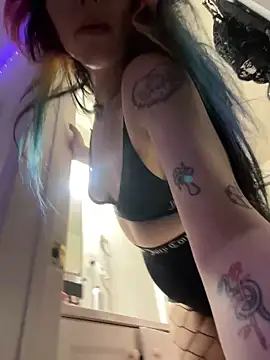 ChrryFoxx online show from 10.16.25