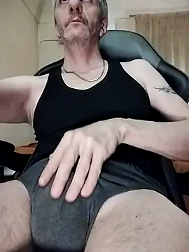 maxdaddy690 online show from 03.15.25