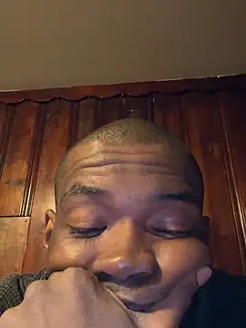 Snapshot of YODAPESOS chatting on 02.21.26 YODAPESOS online show from 02.21.26