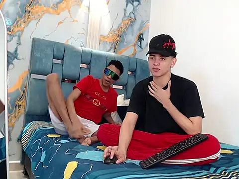 KING OFF BOYS online show from 12.19.25