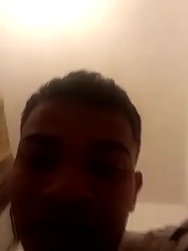 Snapshot of yerson20hot chatting on 02.25.25 yerson20hot online show from 02.25.25