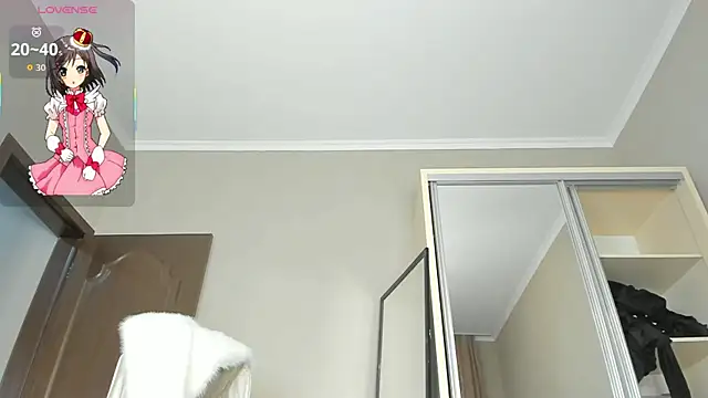 Snapshot of Zirael_swan chatting on 11.27.25 Zirael swan online show from 11.27.25