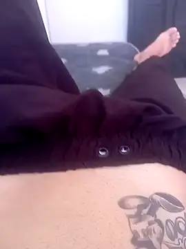 Snapshot of Magrinholl chatting on 02.27.25 Magrinholl online show from 02.27.25