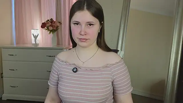 RexellaDarter online show from 02.25.25