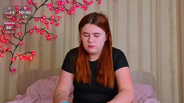 Snapshot of Eva_Starlight chatting on 02.28.26 Eva Starlight online show from 02.28.26