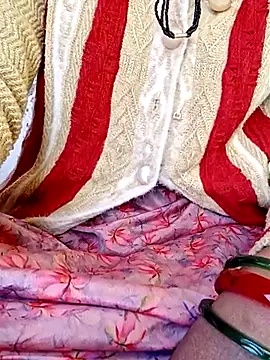 Snapshot of Anitabhabi_2 chatting on 11.14.25 Anitabhabi 2 online show from 11.14.25