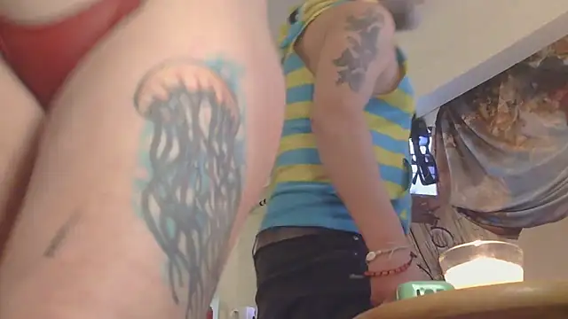 Snapshot of Foxxyhoneypott chatting on 02.16.26 Foxxyhoneypott online show from 02.16.26